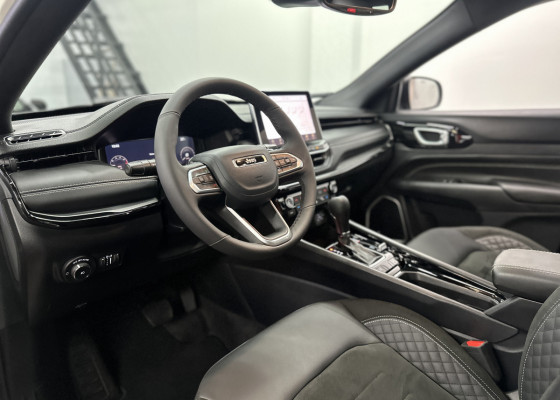 Jeep COMPASS Black Hurricane 2.0 4x4 TB Aut. 2025 Flex