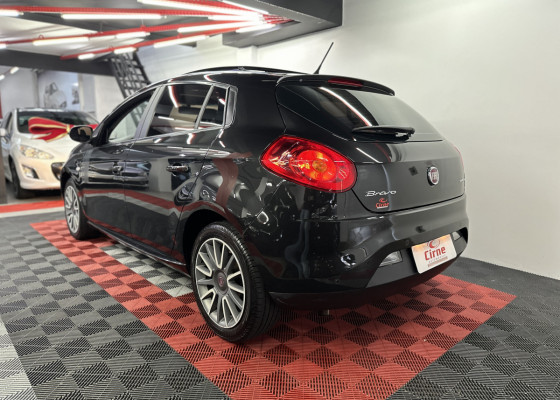 Fiat Bravo SPORTING 1.8 Flex 16V 5p 2013 Flex