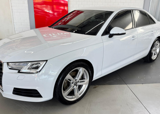 Audi A4 Attraction 2.0 TFSI 190cv S tronic 2017 Gasolina