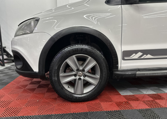 VW - VolksWagen CROSSFOX 1.6 Mi Total Flex 8V 5p 2012 Flex