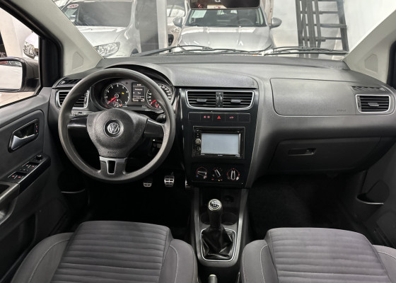 VW - VolksWagen CROSSFOX 1.6 Mi Total Flex 8V 5p 2012 Flex