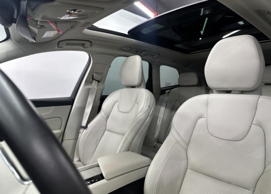 Volvo XC 60 T-8 HÍBRIDO INSCRIPTION 2.0 5p 2022 Gasolina