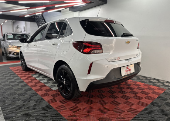 GM - Chevrolet ONIX HATCH LTZ 1.0 12V TB Flex 5p Mec. 2020 Flex