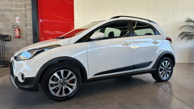 Hyundai HB20X Style 1.6 Flex 16v Mec. 2017 Flex