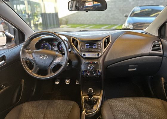 Hyundai HB20X Style 1.6 Flex 16v Mec. 2017 Flex