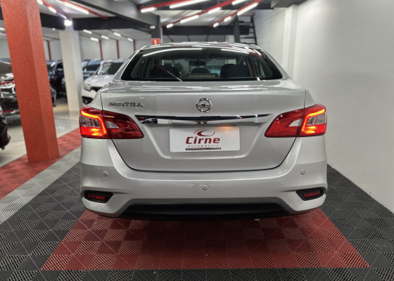 Nissan Sentra S 2.0 FlexStart 16V Aut. 2017 Flex Flex