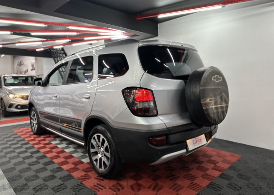 GM - Chevrolet SPIN ACTIV 1.8 8V Econo. Flex 5p Aut. 2016 Flex
