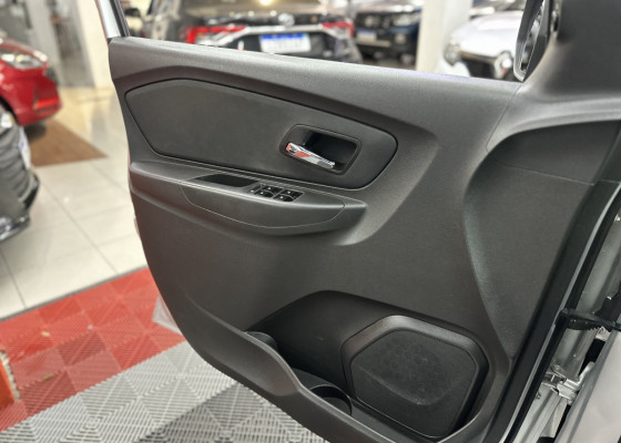 GM - Chevrolet SPIN ACTIV 1.8 8V Econo. Flex 5p Aut. 2016 Flex