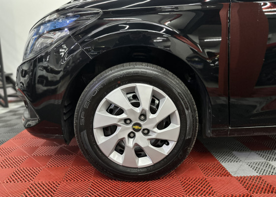 GM - Chevrolet ONIX HATCH LT 1.0 8V FlexPower 5p Mec. 2013 Flex
