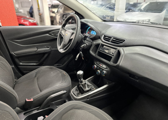 GM - Chevrolet ONIX HATCH LT 1.0 8V FlexPower 5p Mec. 2013 Flex