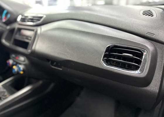 GM - Chevrolet ONIX HATCH LT 1.0 8V FlexPower 5p Mec. 2013 Flex