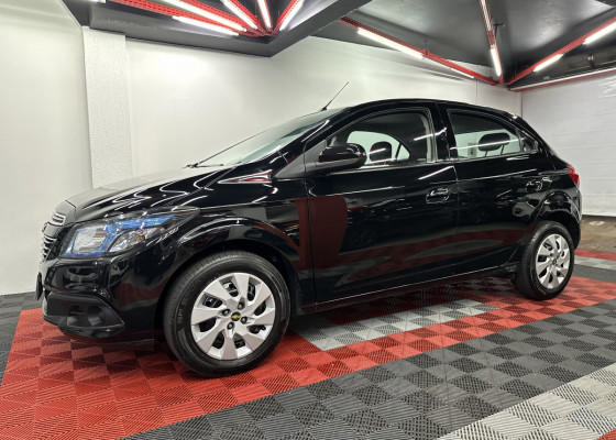 GM - Chevrolet ONIX HATCH LT 1.0 8V FlexPower 5p Mec. 2013 Flex