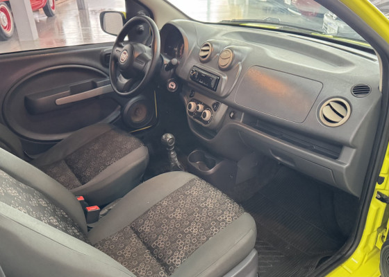 Fiat UNO VIVACE Celeb. 1.0 EVO F.Flex 8V 5p 2011 Flex