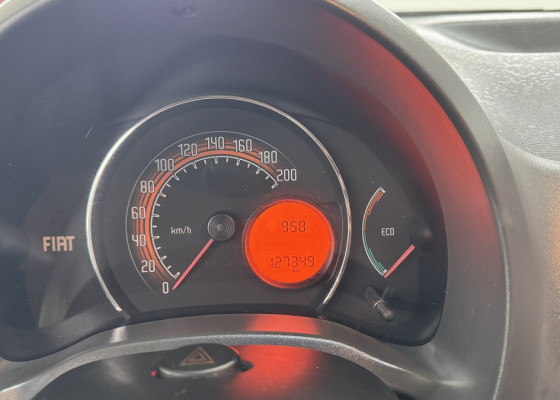 Fiat UNO VIVACE Celeb. 1.0 EVO F.Flex 8V 5p 2011 Flex