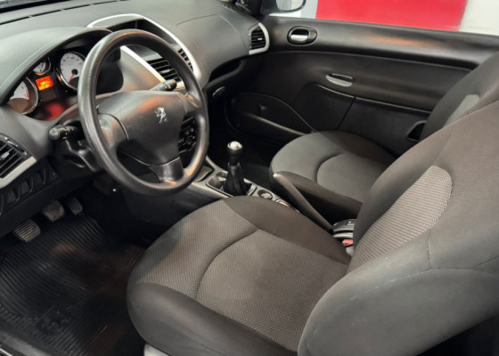Peugeot 207 XR 1.4 Flex 8V 3p 2013 Flex