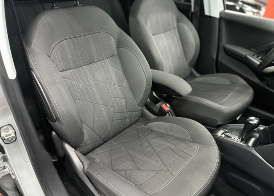 Peugeot 208 Griffe 1.6 Flex 16V 5p Aut. 2016 Flex