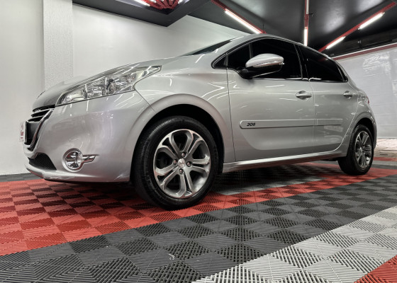 Peugeot 208 Griffe 1.6 Flex 16V 5p Aut. 2016 Flex