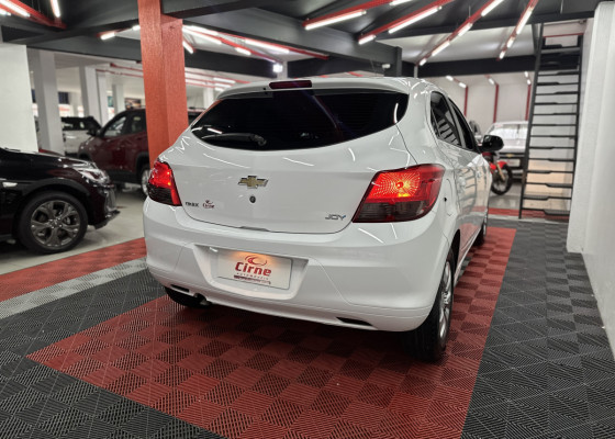 GM - Chevrolet ONIX HATCH Joy 1.0 8V Flex 5p Mec. 2019 Flex