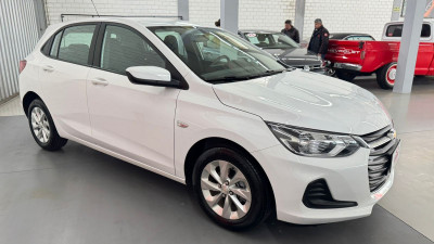 GM - Chevrolet ONIX HATCH LT 1.0 12V Flex 5p Mec. 2023 Flex