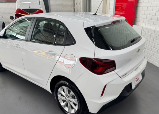 GM - Chevrolet ONIX HATCH LT 1.0 12V Flex 5p Mec. 2023 Flex