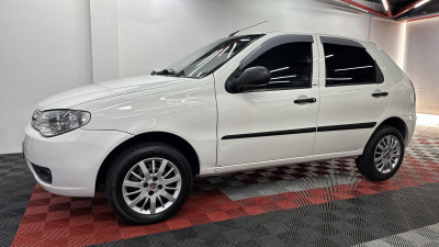 Fiat Palio 1.0 ECONOMY Fire Flex 8V 4p 2014 Flex