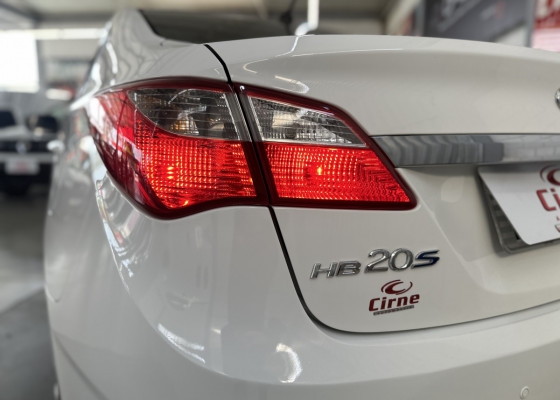 Hyundai HB20S C.Plus/C.Style 1.6 Flex 16V Mec.4p 2015 Flex