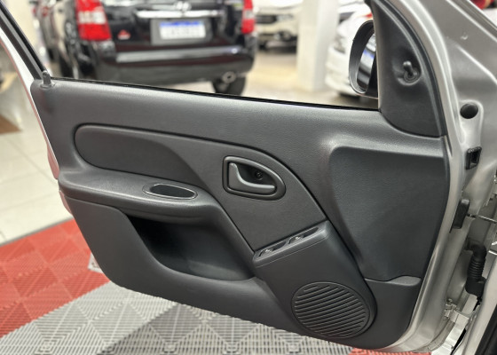 Renault Clio RN/Alizé/Expr./1.0 Hi-Power 16V 5p 2014 Flex