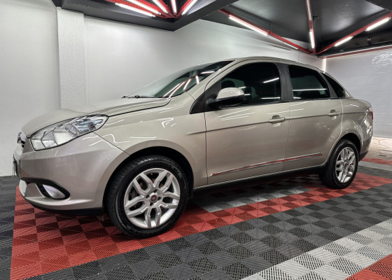 Fiat Grand Siena ESSENCE Dual. 1.6 Flex 16V 2015 Flex