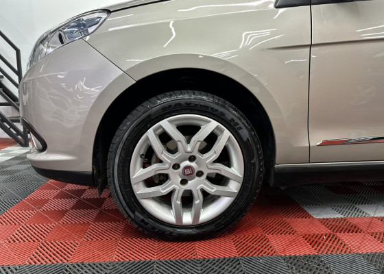 Fiat Grand Siena ESSENCE Dual. 1.6 Flex 16V 2015 Flex