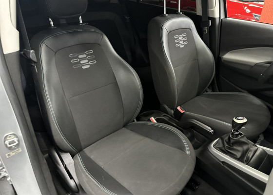 GM - Chevrolet ONIX HATCH LT 1.0 8V FlexPower 5p Mec. 2019 Flex