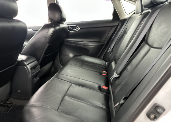 Nissan Sentra SL 2.0/ 2.0 Flex Fuel 16V Aut. 2015 Flex