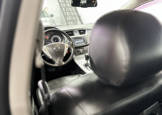 Nissan Sentra SL 2.0/ 2.0 Flex Fuel 16V Aut. 2015 Flex