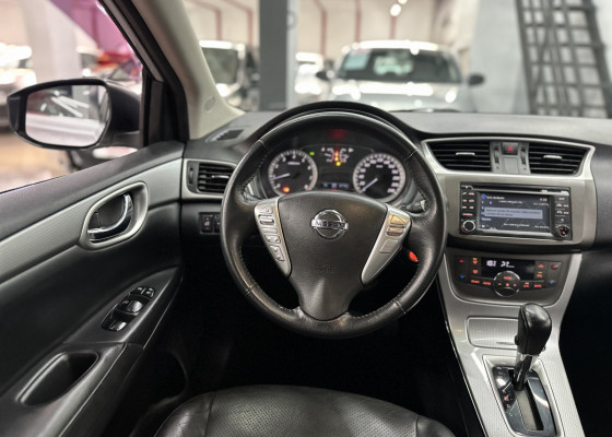 Nissan Sentra SL 2.0/ 2.0 Flex Fuel 16V Aut. 2015 Flex