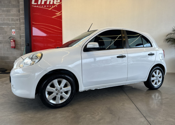 Nissan MARCH SV 1.6 16V Flex Fuel 2013 Flex Flex