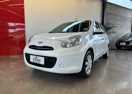 Nissan MARCH SV 1.6 16V Flex Fuel 2013 Flex Flex