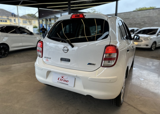Nissan MARCH SV 1.6 16V Flex Fuel 2013 Flex Flex