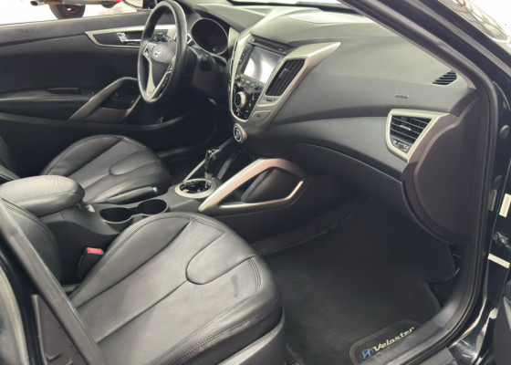 Hyundai Veloster 1.6 16V  140cv Aut. 2013 Gasolina