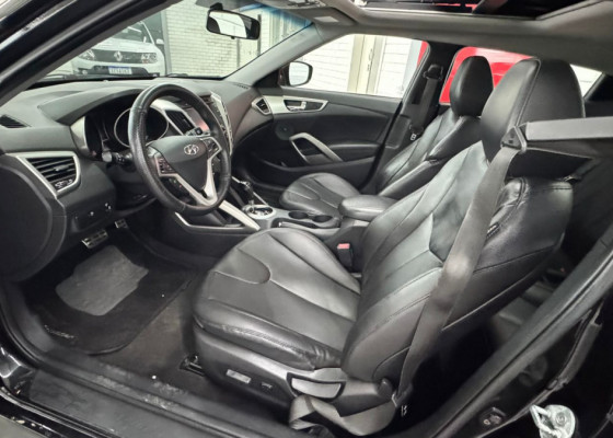 Hyundai Veloster 1.6 16V  140cv Aut. 2013 Gasolina