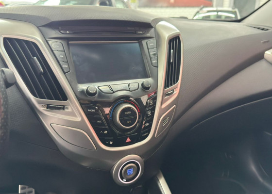 Hyundai Veloster 1.6 16V  140cv Aut. 2013 Gasolina