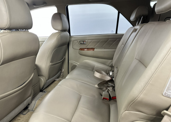 Toyota Hilux SW4 SRV 4x4 4.0 V6 24V Aut. 2011 Gasolina Gasolina