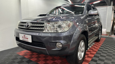 Toyota Hilux SW4 SRV D4-D 4x4 3.0 TDI Dies. Aut 2011 Gasolina