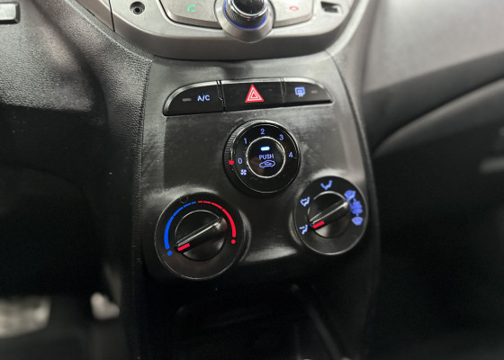 Hyundai HB20X Style 1.6 Flex 16V Aut. 2014 Flex