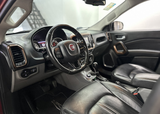Fiat Toro Volcano 2.0 16V 4x4 TB Diesel Aut. 2017 Diesel