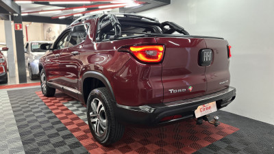 Fiat Toro Volcano 2.0 16V 4x4 TB Diesel Aut. 2017 Diesel