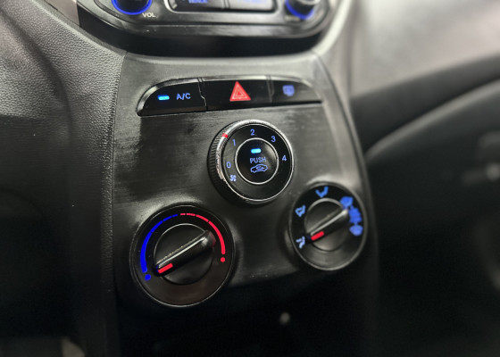 Hyundai HB20 Unique 1.0 Flex 12V Mec. 2019 Flex