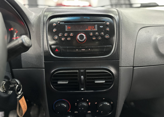 Fiat Strada Working Celeb.1.4 Fire Flex 8V CE 2013 Flex