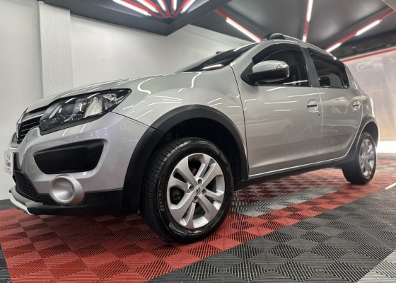 Renault SANDERO STEPWAY Flex 1.6 16V 5p 2017 Flex