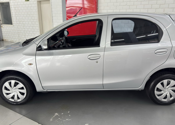 Toyota ETIOS X 1.3 Flex 16V 5p Aut. 2018 Flex