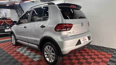 VW - VolksWagen Fox TRACK 1.0 Flex 12V 5p 2017 Flex