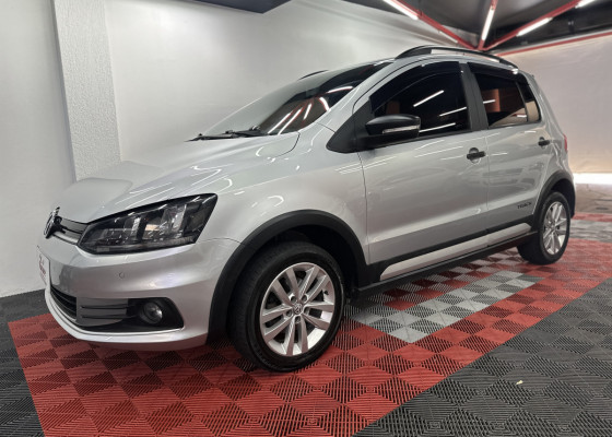VW - VolksWagen Fox TRACK 1.0 Flex 12V 5p 2017 Flex Flex